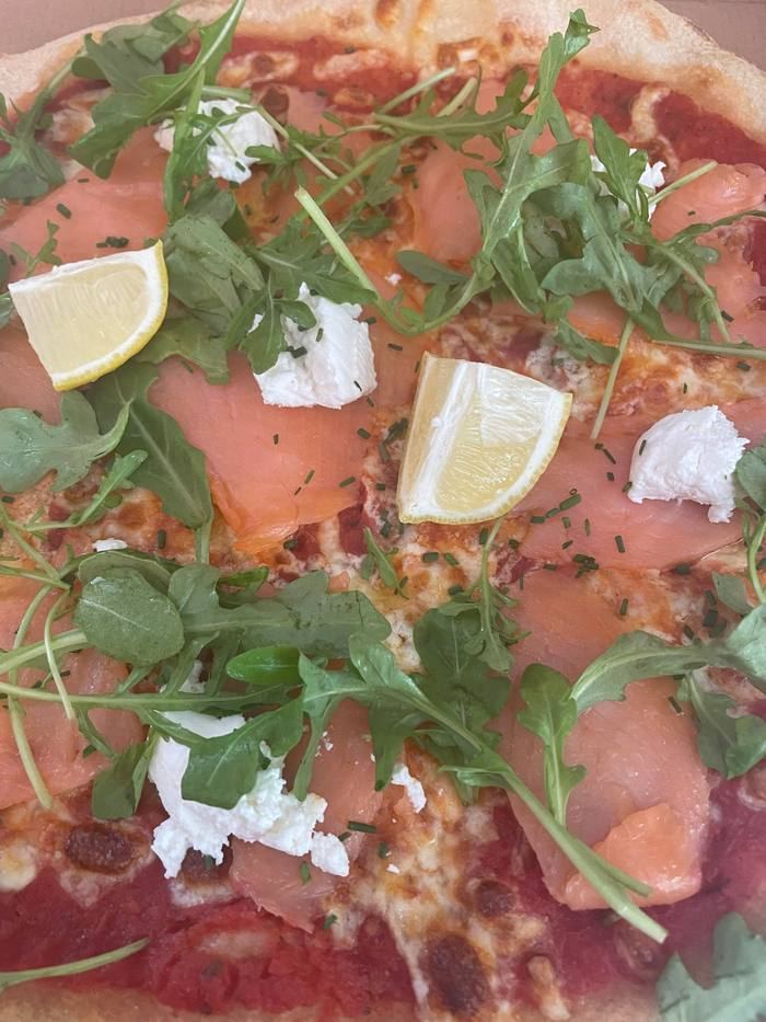 Pizza Dolce Salmone